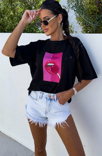 Viva Oversized Graphic Printed Padded T. Shirt Top-Black